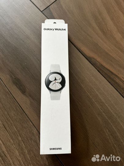 Часы samsung galaxy watch 4