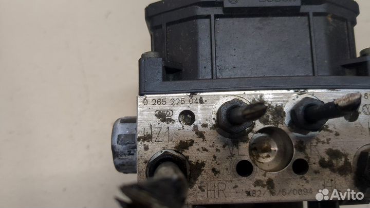 Блок абс, насос Audi A4 (B6), 2000