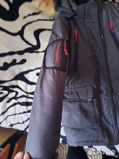 Пуховик на мальчика 140