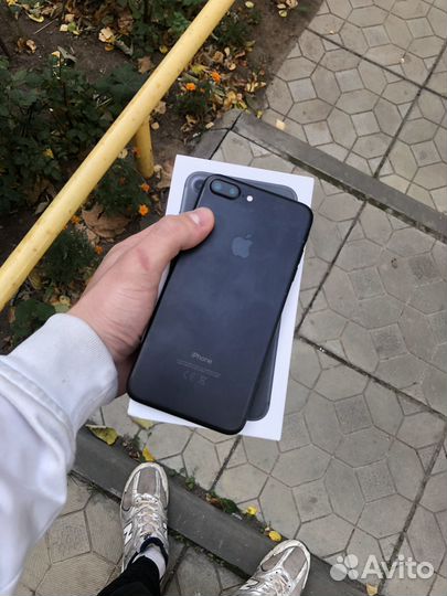 iPhone 7 Plus, 32 ГБ