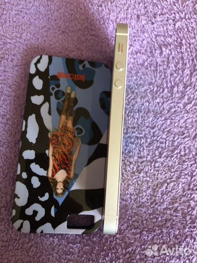 Телефон iPhone 5s