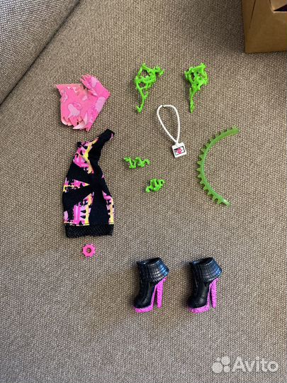 Кукла монстер хай венера