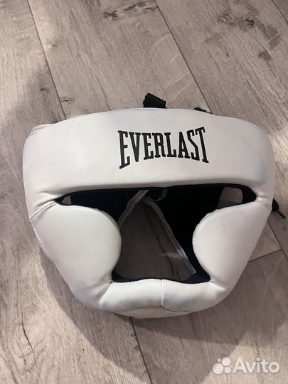 Боксерский шлем