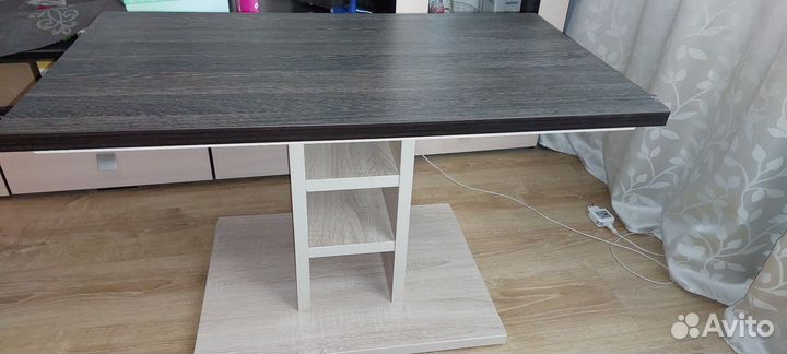 Журнальный стол