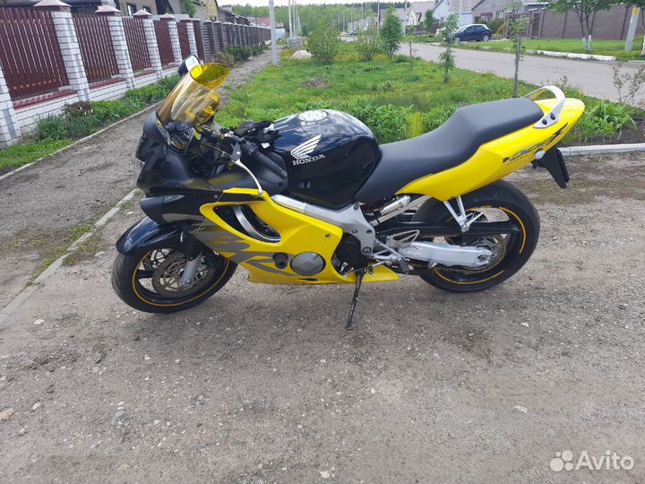 Honda cbr 600 f4