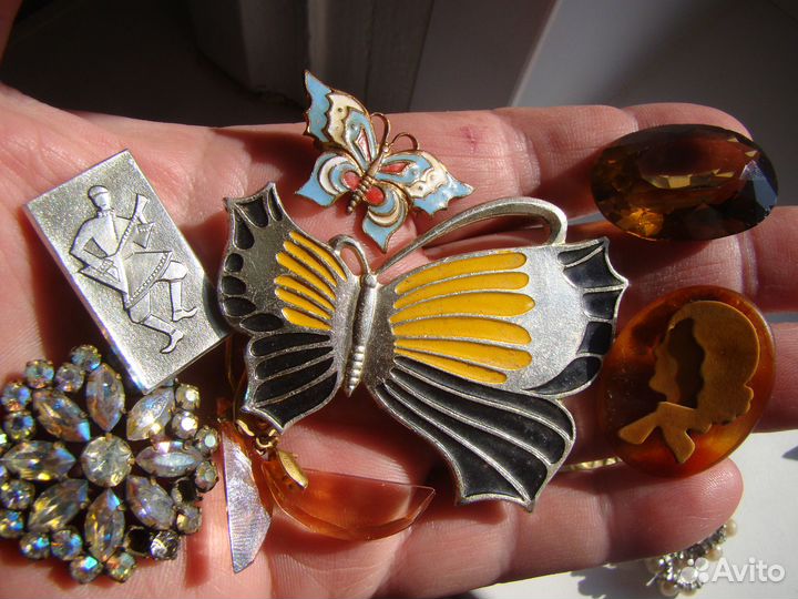 Значки, броши, серьги СССР
