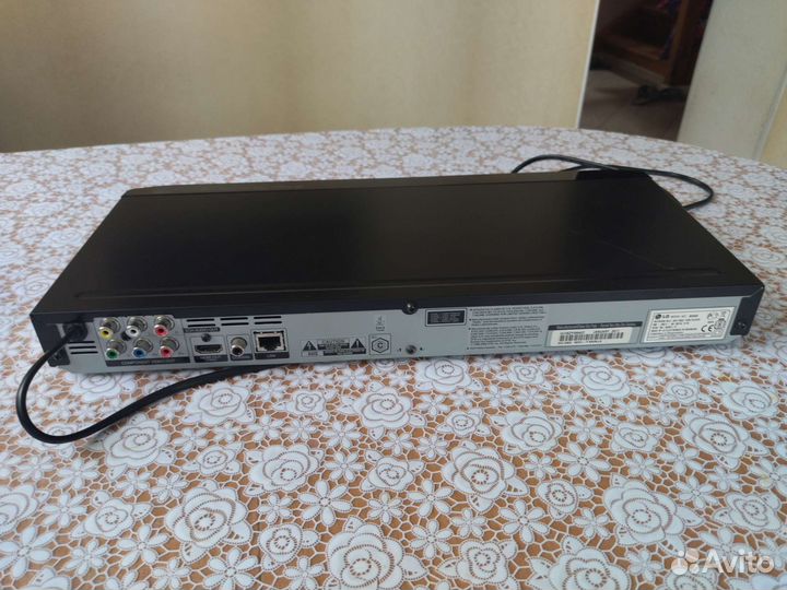 Blu-ray плеер Lg BD-550