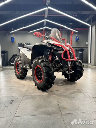 Renegade X MR 1000R