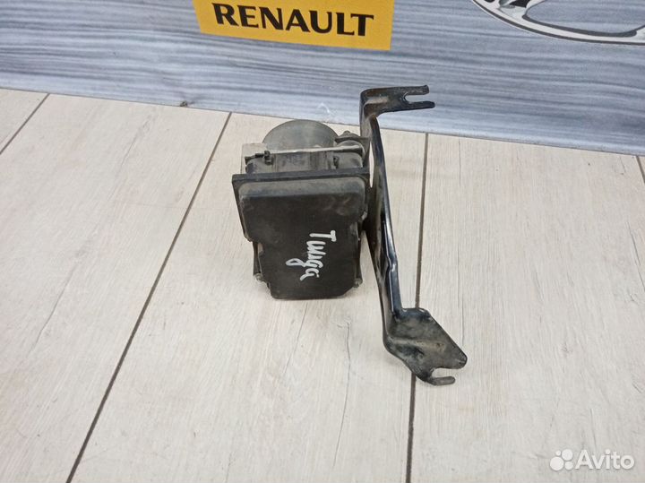 Блок abs абс Nissan tiida