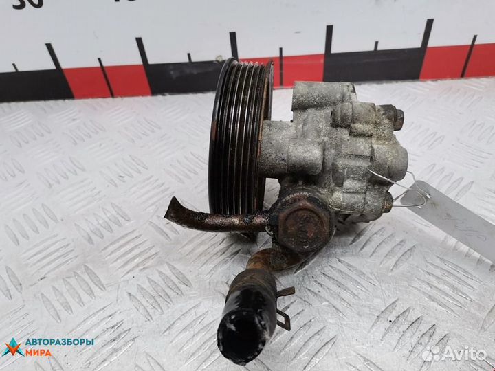 Насос гидроусилителя руля Kia Carens 2 2003