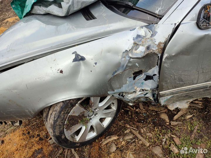 Mercedes-Benz E-класс 2.4 AT, 1999, битый, 350 000 км