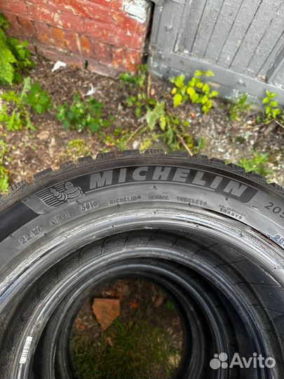 Michelin X-Ice North 4 205/55 R16 94T