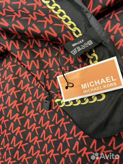 Шелковый платок Michael Kors черный с красным