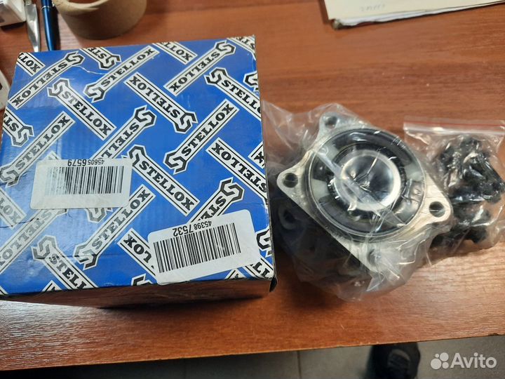 Ступица задняя Volvo S60 S80 V70 XC70 AWD