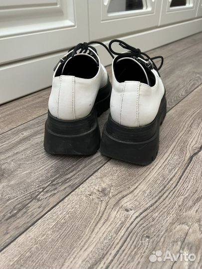 Туфли bershka 39