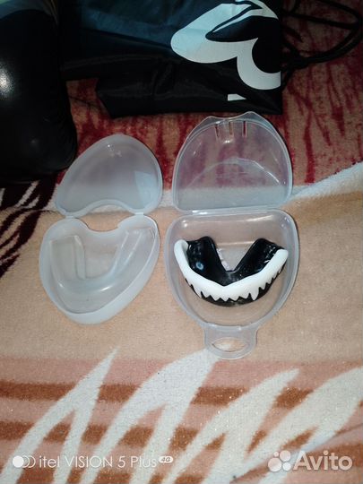 Боксерские перчатки взрослые