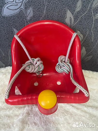 Детская качель подвесная