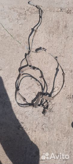 Датчик ABS задний левый правый Nissan Qashqai j10