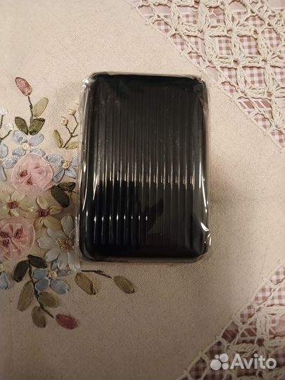 Алюминиевый кошелек для пластиковых карт