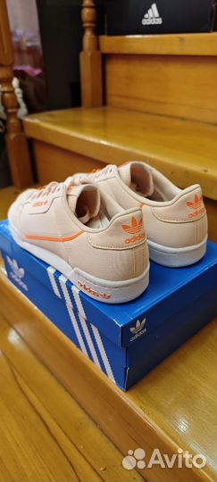 Кроссовки Adidas Originals 37 и 37.5 размер ориг