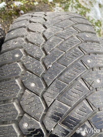 Continental ContiIceContact 235/65 R17 102T
