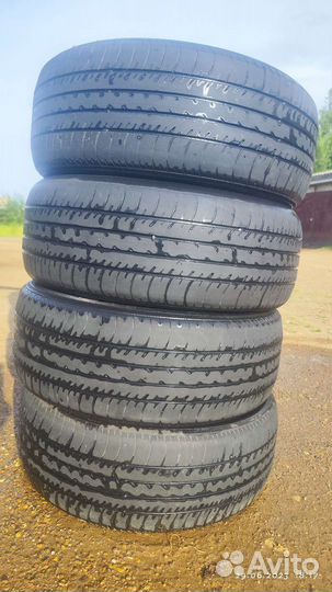 Yokohama BluEarth E70 215/55 R17 94V
