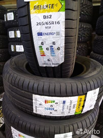 Delinte DS2 205/65 R16 95V