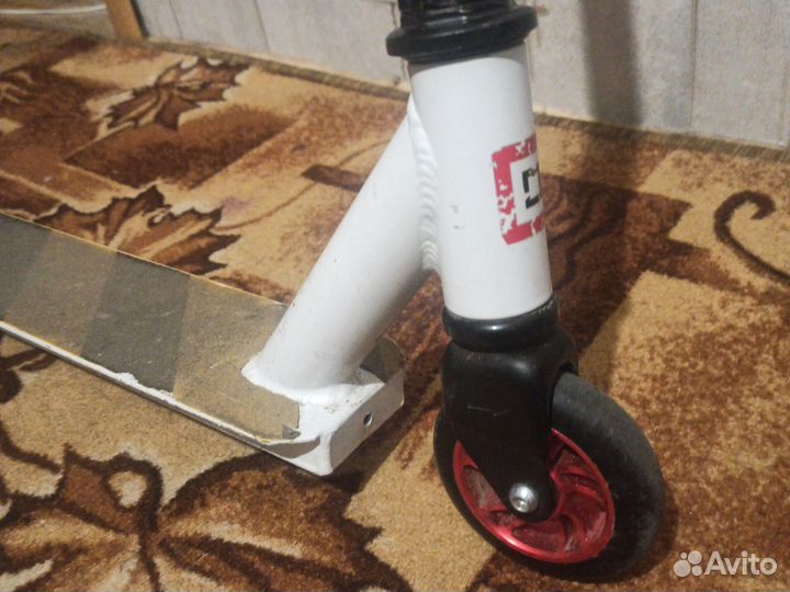 Трюковой самокат