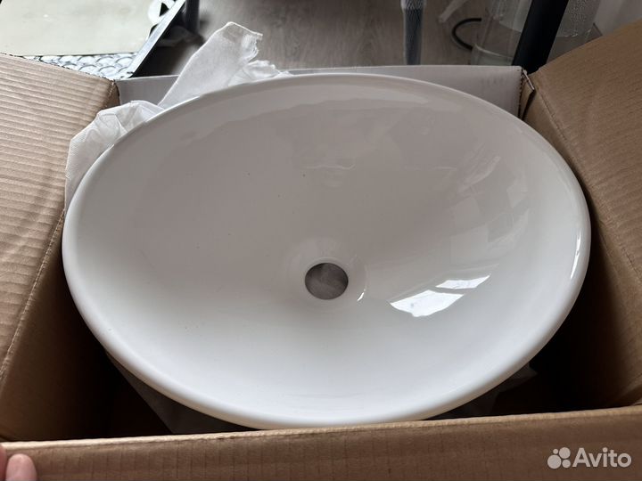 Раковина накладная