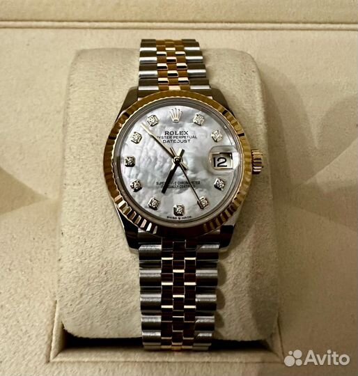 Часы Rolex Datejust Mother of Pearl с бриллиантами