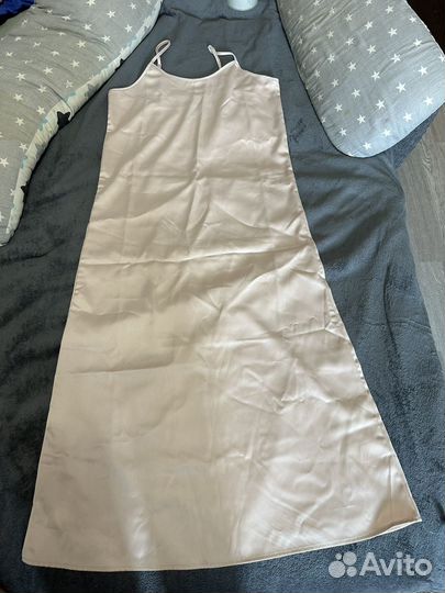 Платье на лямках