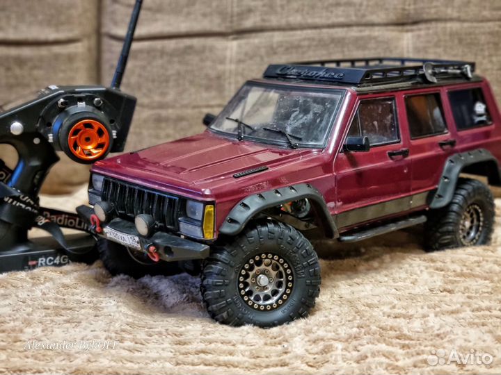 Rc модель трофи jeep Cherokee