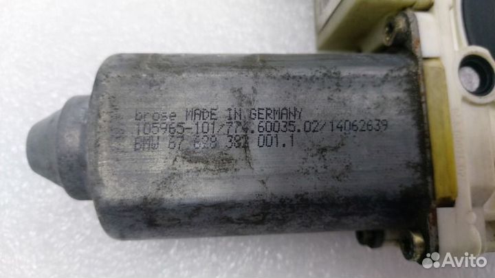 Моторчик стеклоподъемника задний левый Bmw