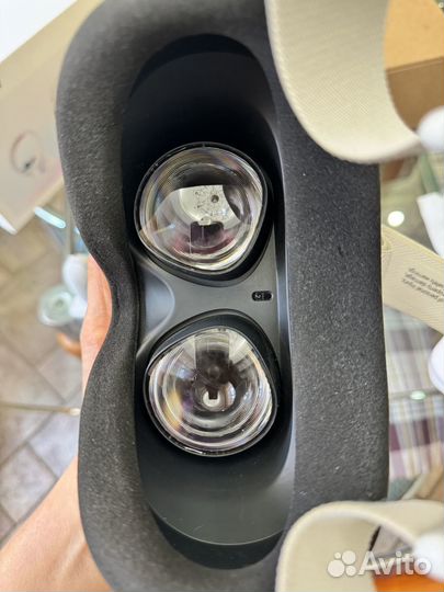Продаю VR очки oculus quest 2 128gb