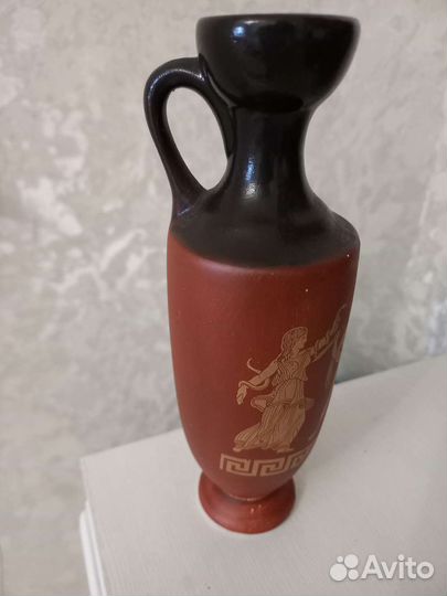 Ваза, фаянс