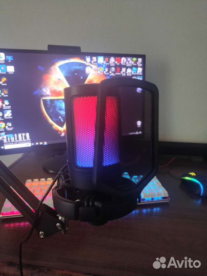 Микрофон fifne ampligame со стойкой