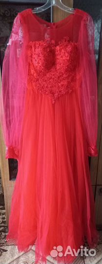 Платье на выпускной в пол