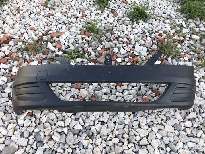Бампер передний Renault Logan
