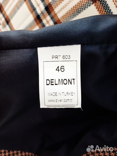 Костюм Delmont (тройка) 46 (S)