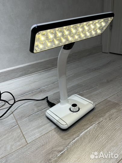 Лампа настольная несколько режимов