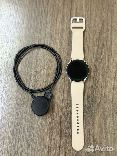 Смарт часы Samsung Galaxy Watch4 8 LFV