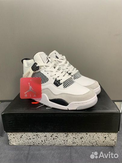 Кроссовки nike air jordan 4 retro