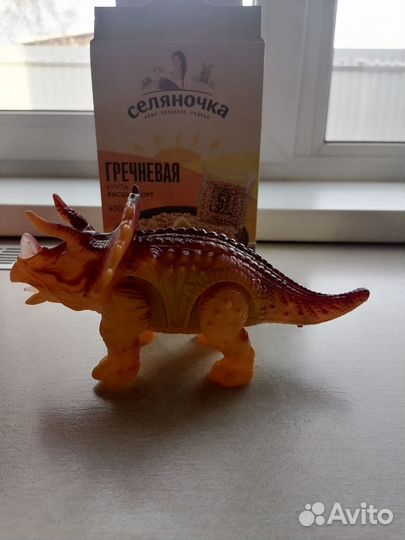 Динозавры игрушки пакетом