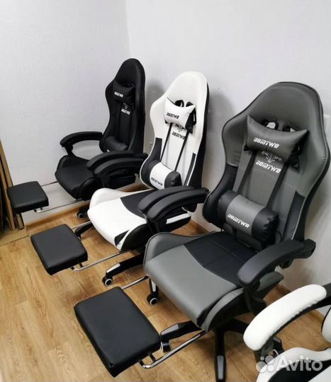 Компьютерное геймерское кресло нью