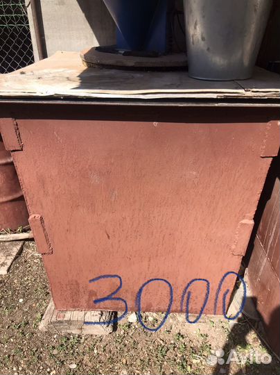 Железные баки