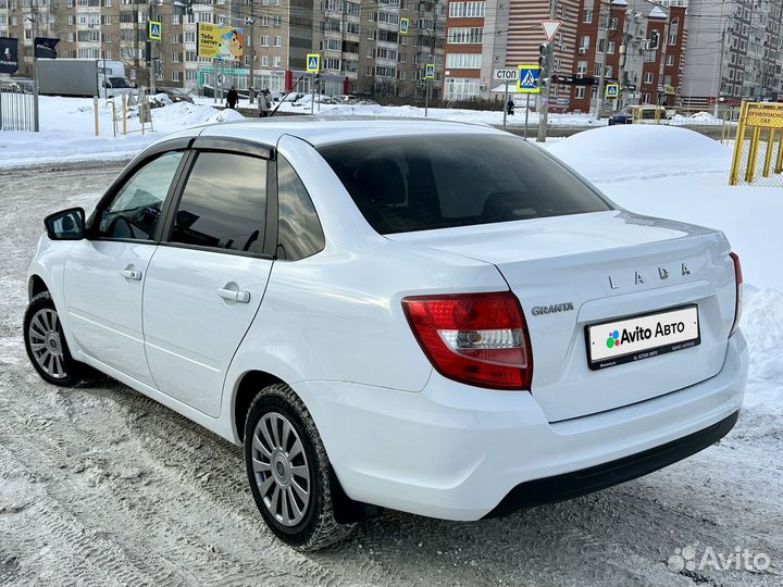 LADA Granta 1.6 МТ, 2022, 26 357 км
