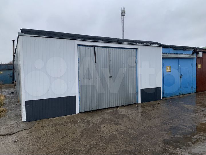 Гараж, > 30 м²