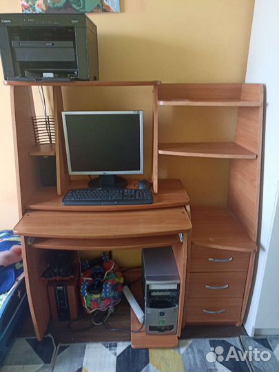 Компьютерный столик бу