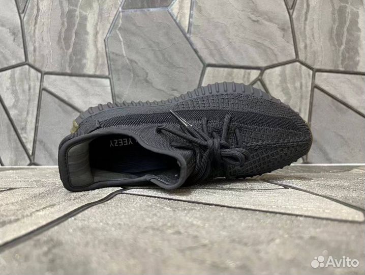 Adidas yeezy boots 350