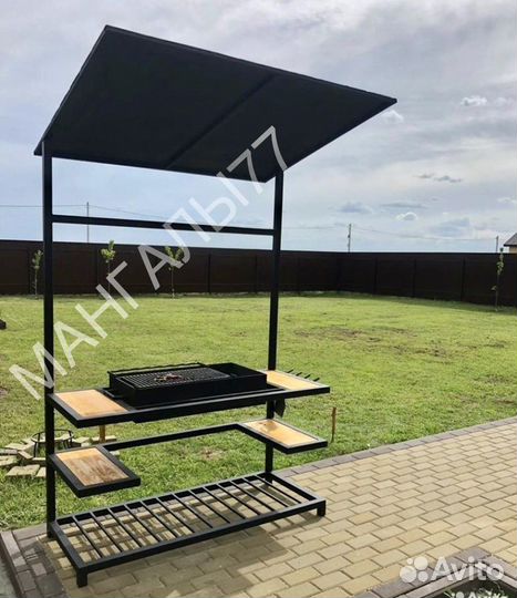 Мангал с крышей лофт